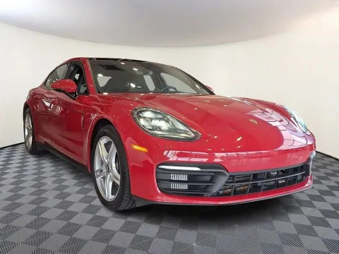 2022 Porsche Panamera 4