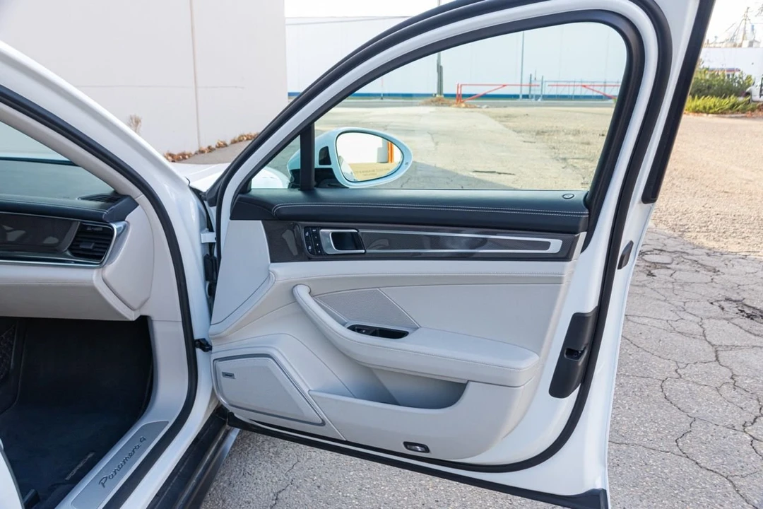 2022 Porsche 971 Panamera - Image 9 of 15
