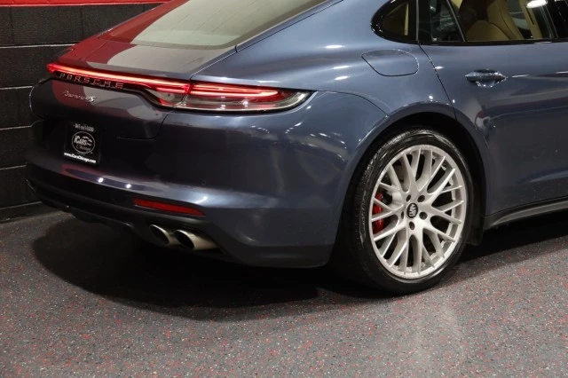 2022 Porsche 971 Panamera S - Image 10 of 21