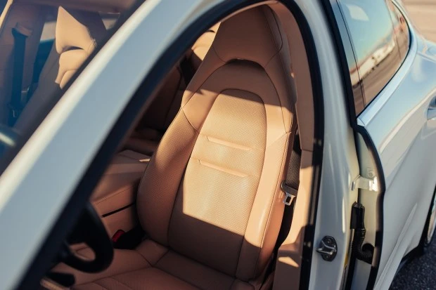 2022 Porsche 971 Panamera S - Image 4 of 7
