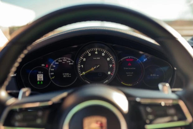2022 Porsche 971 Panamera S - Image 5 of 7