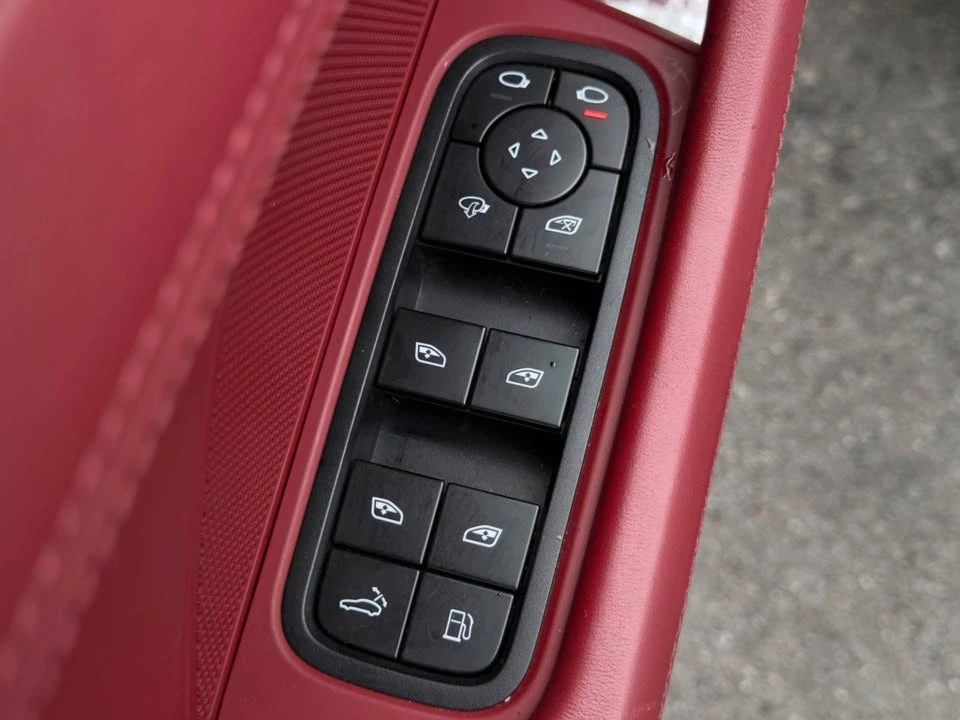 2022 Porsche 971 Panamera S - Image 13 of 20