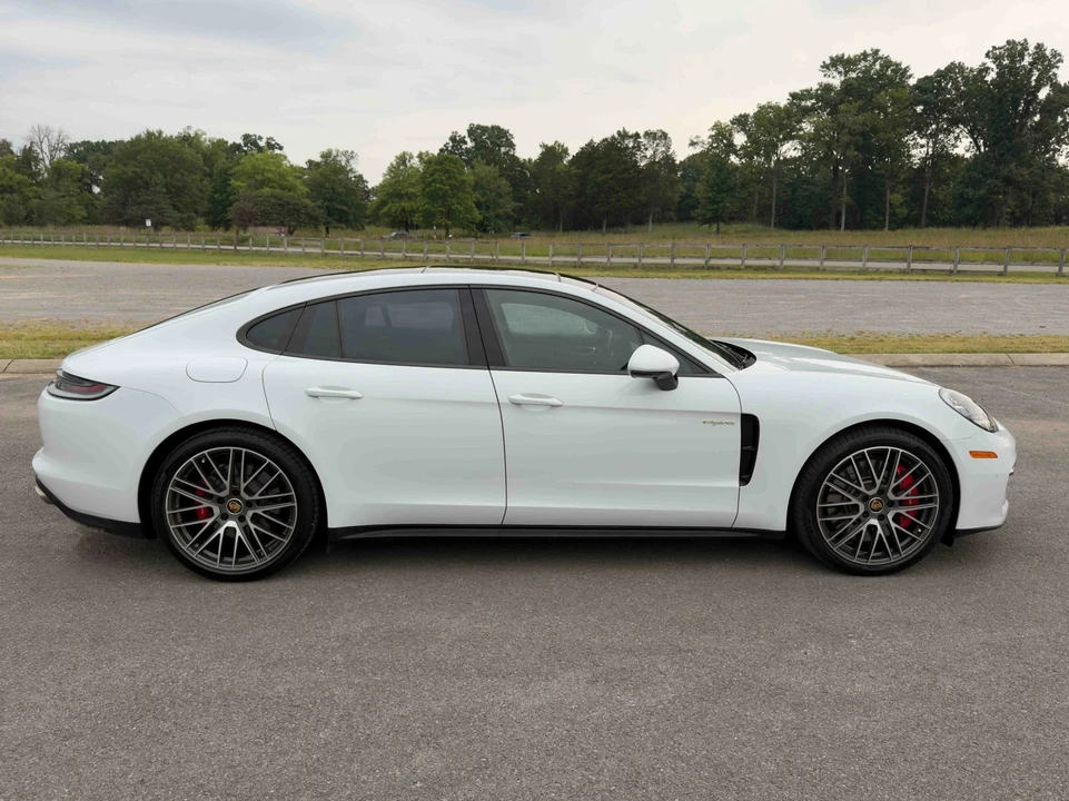2022 Porsche 971 Panamera S - Image 8 of 31