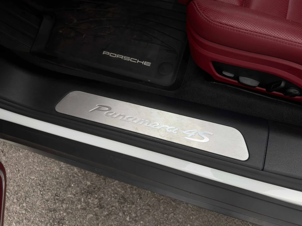 2022 Porsche 971 Panamera S - Image 12 of 31