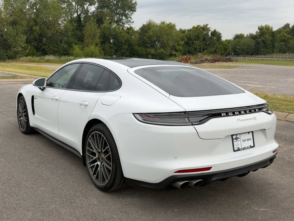 2022 Porsche 971 Panamera S - Image 4 of 31