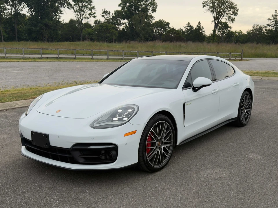 2022 Porsche 971 Panamera S - Image 2 of 31