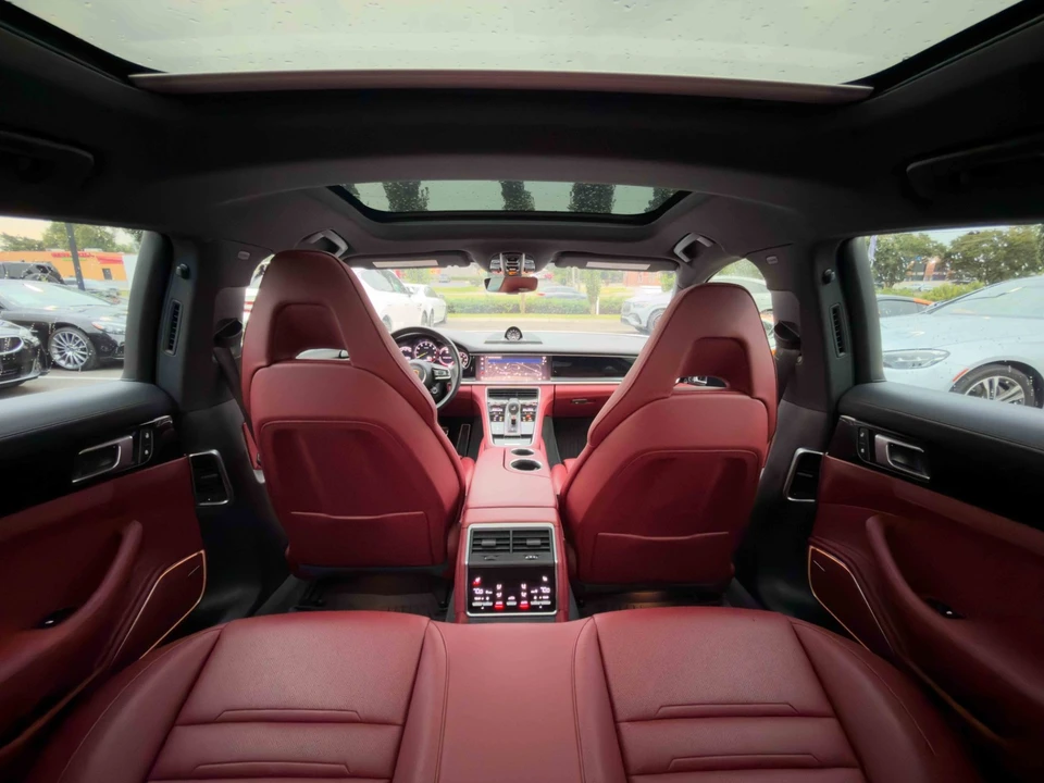 2022 Porsche 971 Panamera S - Image 26 of 31