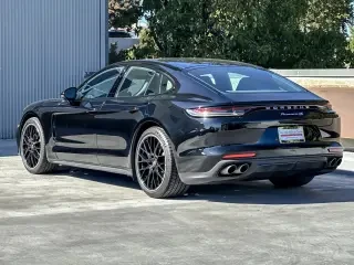 2022 Porsche 971 Panamera 4S - Image 3 of 4