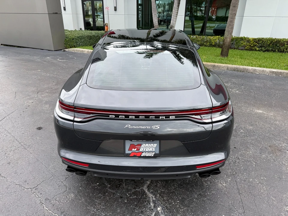 2022 Porsche 971 Panamera 4S - Image 16 of 21