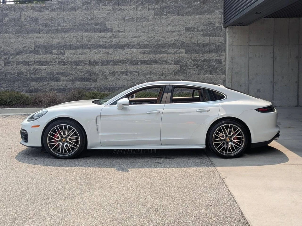 2022 Porsche 971 Panamera 4S - Image 2 of 5