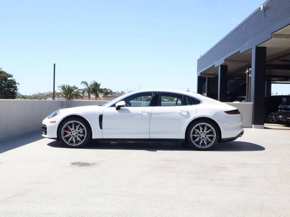 2022 Porsche 971 Panamera 4S - Image 2 of 5