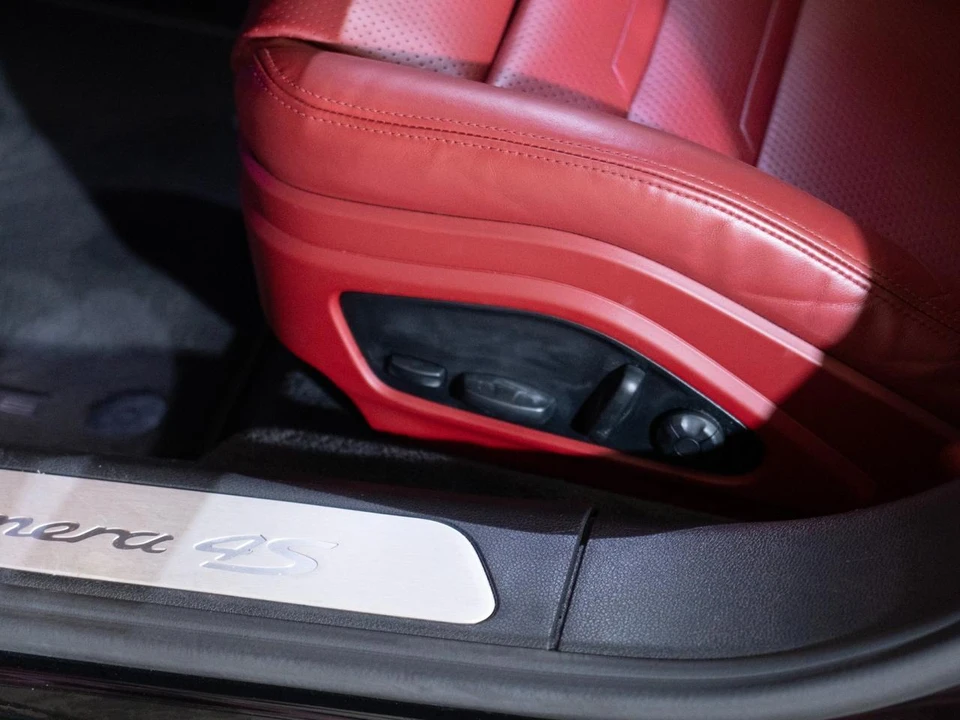 2022 Porsche 971 Panamera 4S - Image 14 of 29