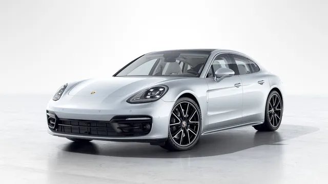2022 Porsche Panamera 4S