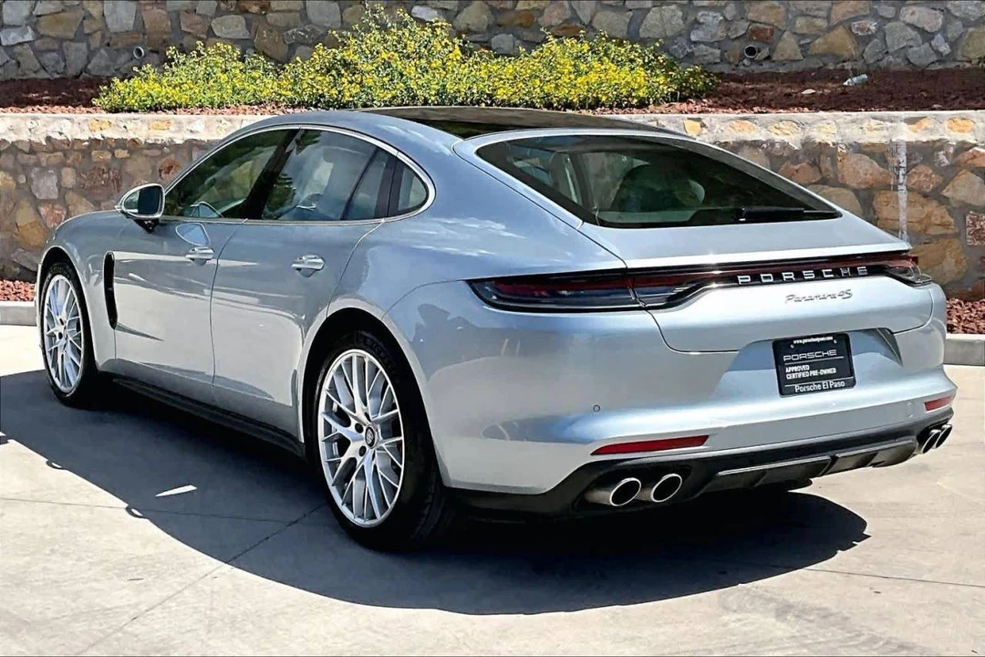 2022 Porsche 971 Panamera 4S - Image 3 of 5