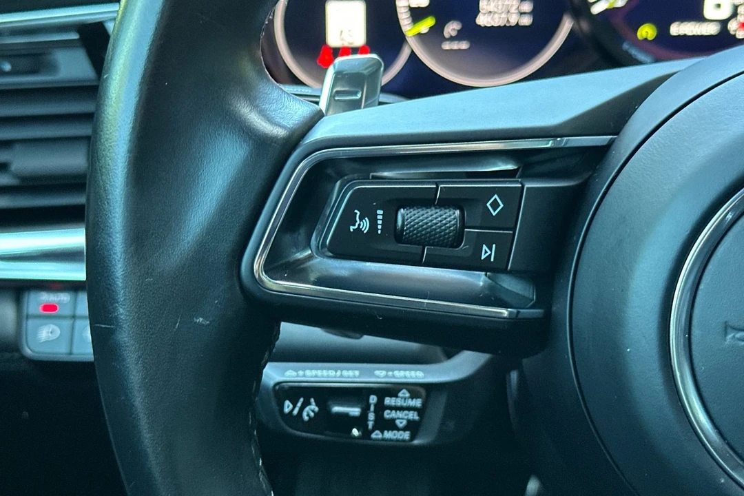 2022 Porsche - Image 29 of 31