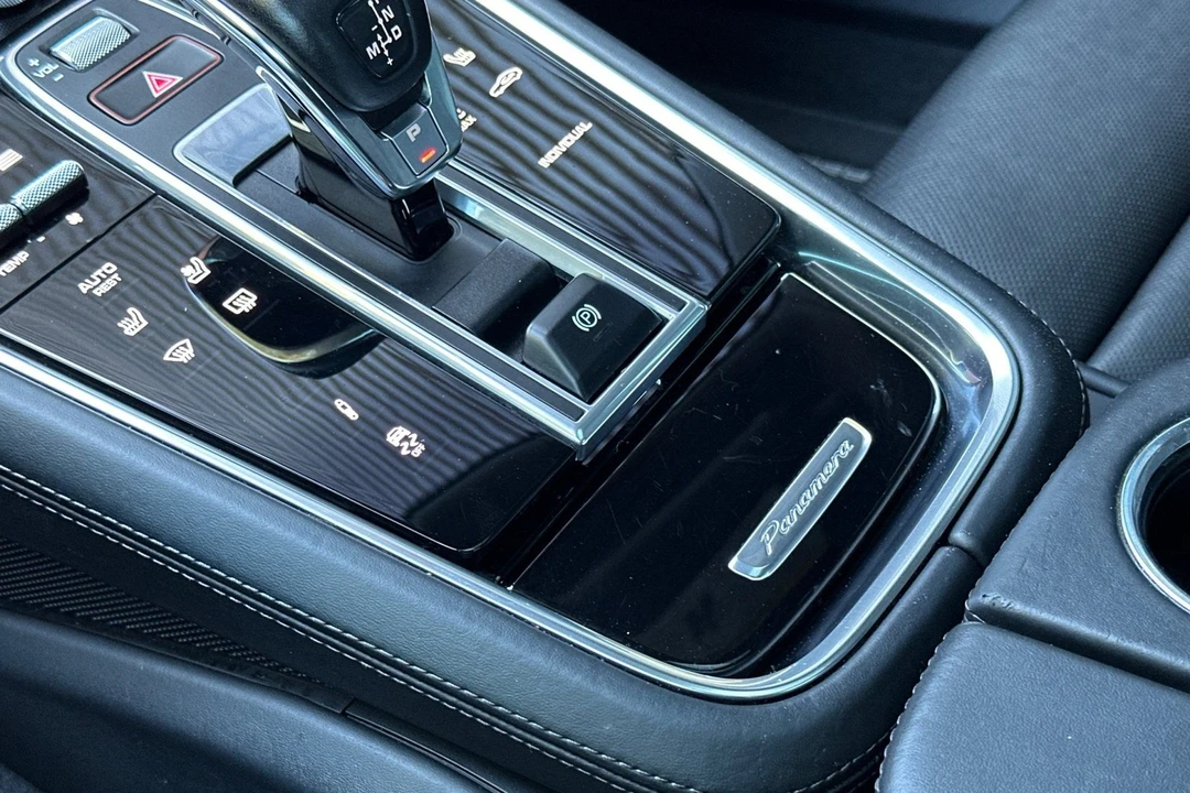 2022 Porsche 971 Panamera 4S - Image 25 of 31
