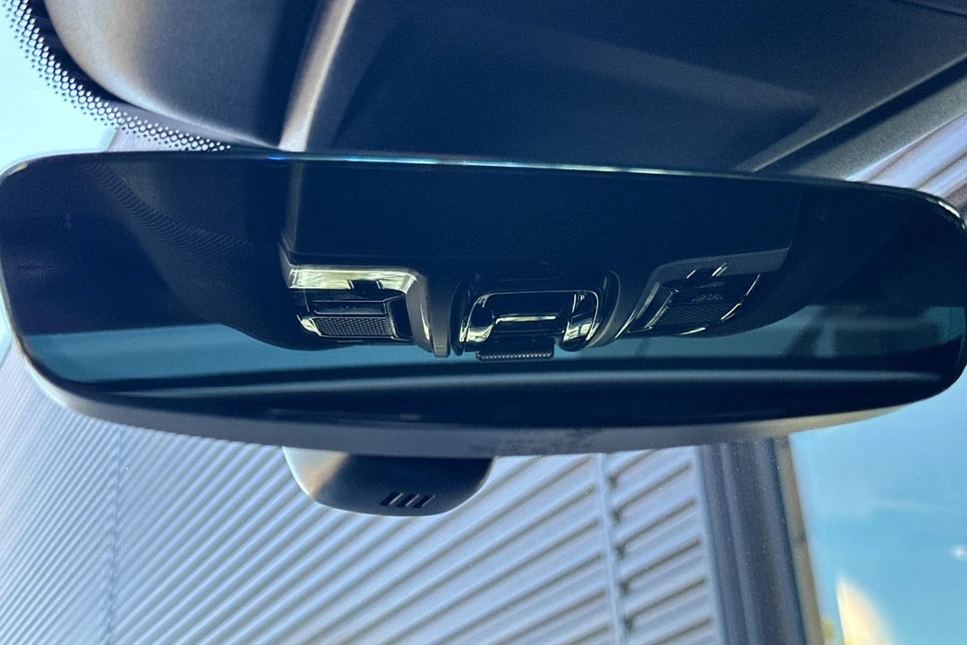 2022 Porsche 971 Panamera 4S - Image 21 of 31