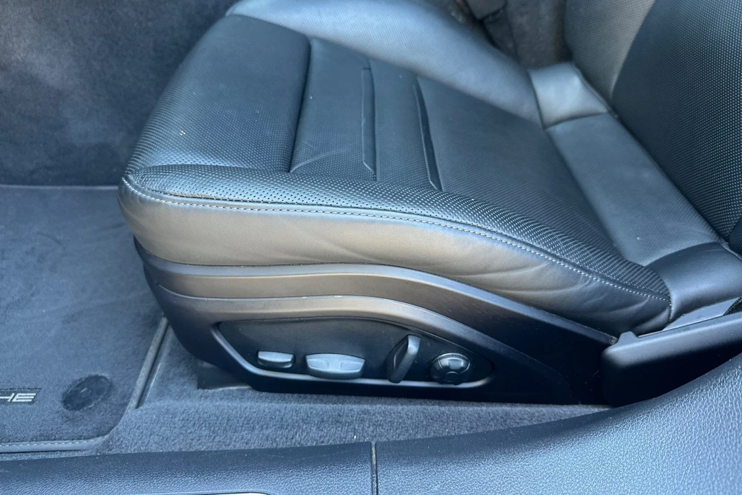 2022 Porsche 971 Panamera 4S - Image 14 of 31
