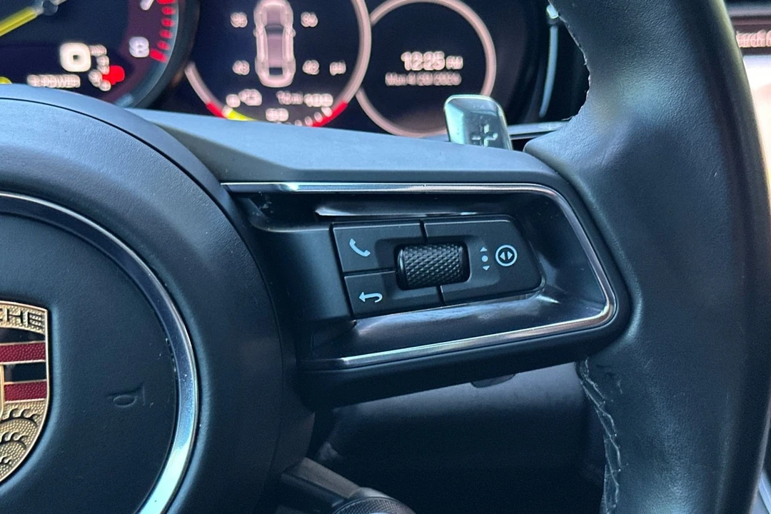 2022 Porsche - Image 30 of 31