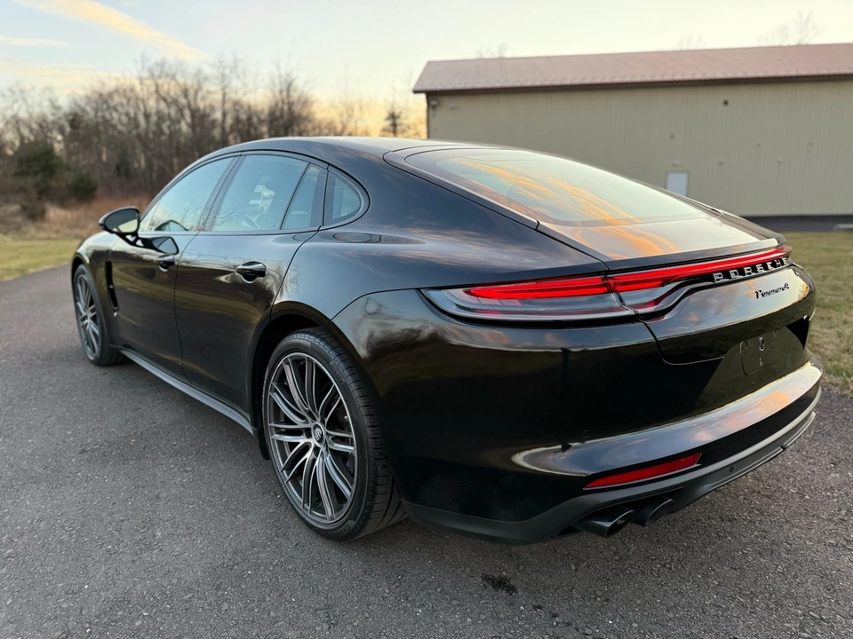 2022 Porsche 971 Panamera - Image 17 of 21