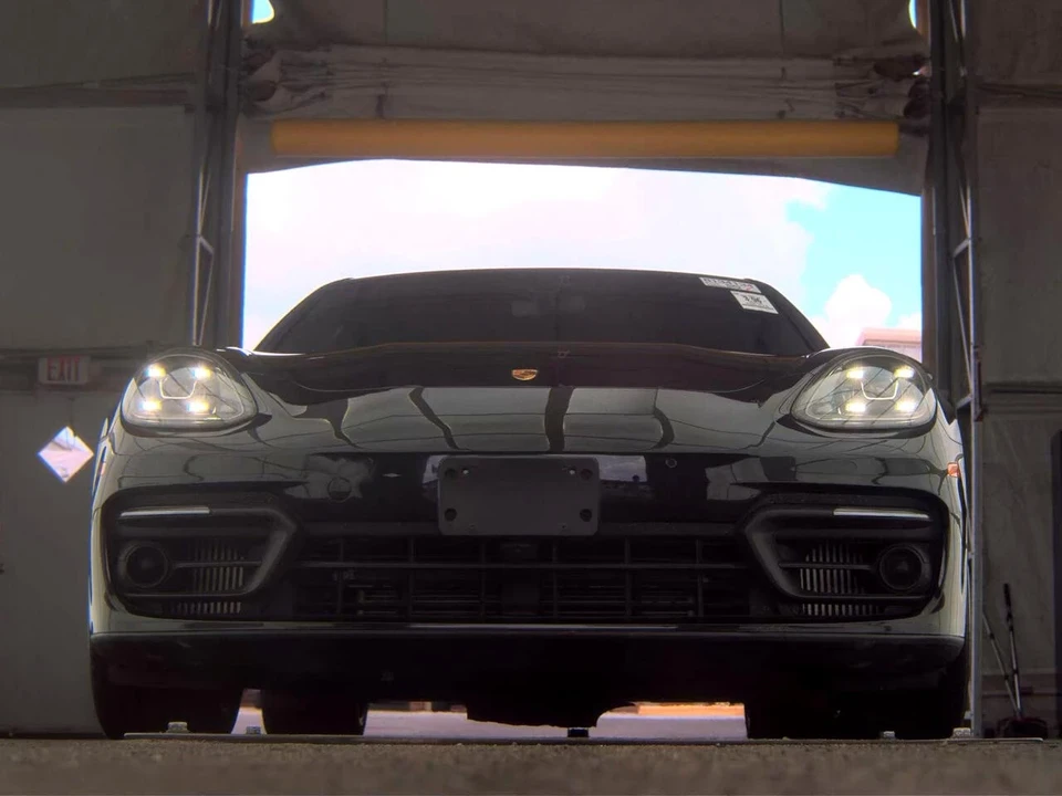 2022 Porsche 971 Panamera - Image 3 of 21