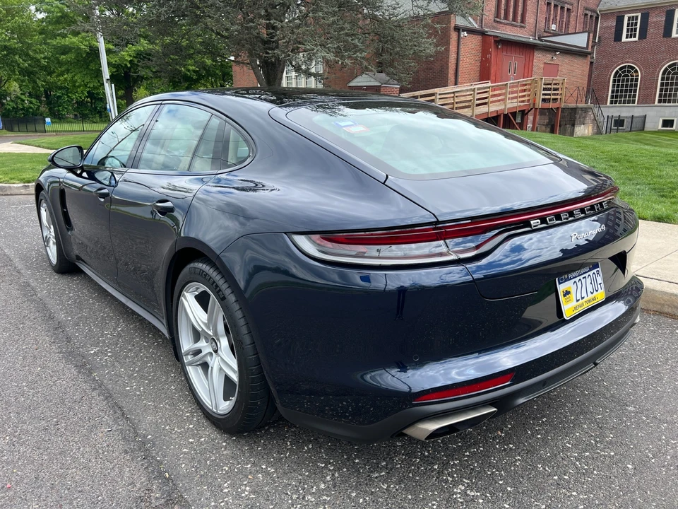 2022 Porsche 971 Panamera - Image 7 of 26