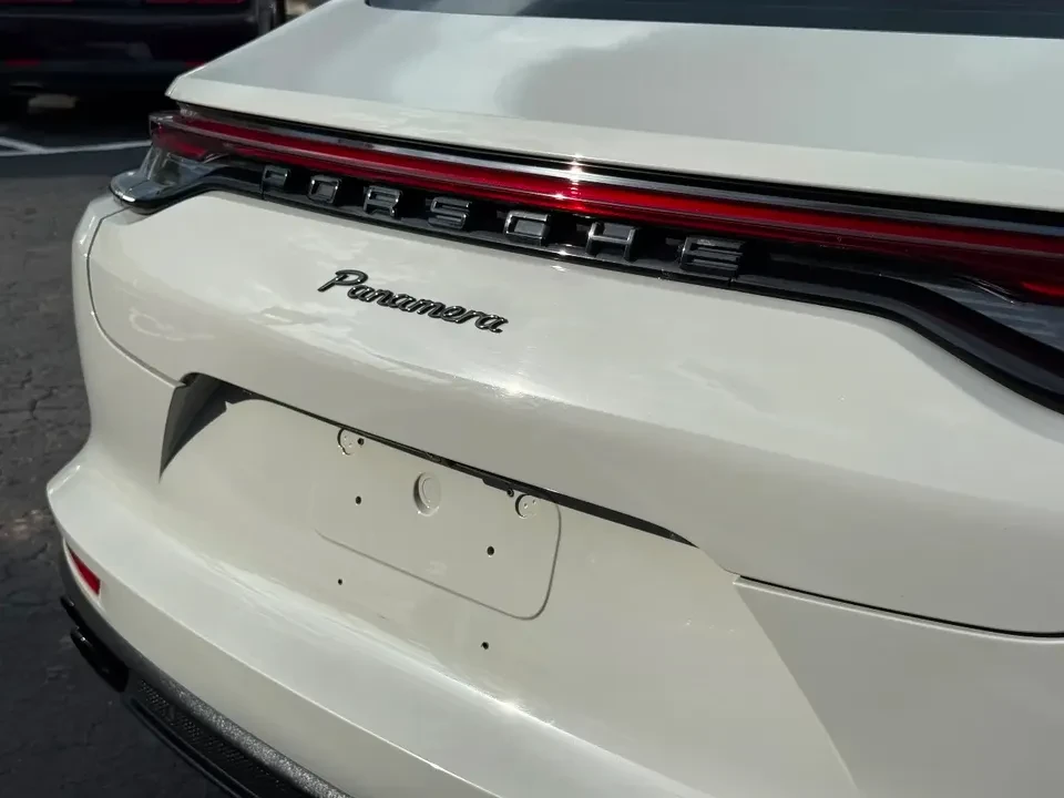 2022 Porsche 971 Panamera - Image 19 of 19