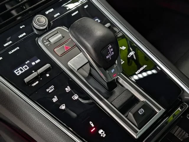 2022 Porsche 971 Panamera Turbo - Image 16 of 16