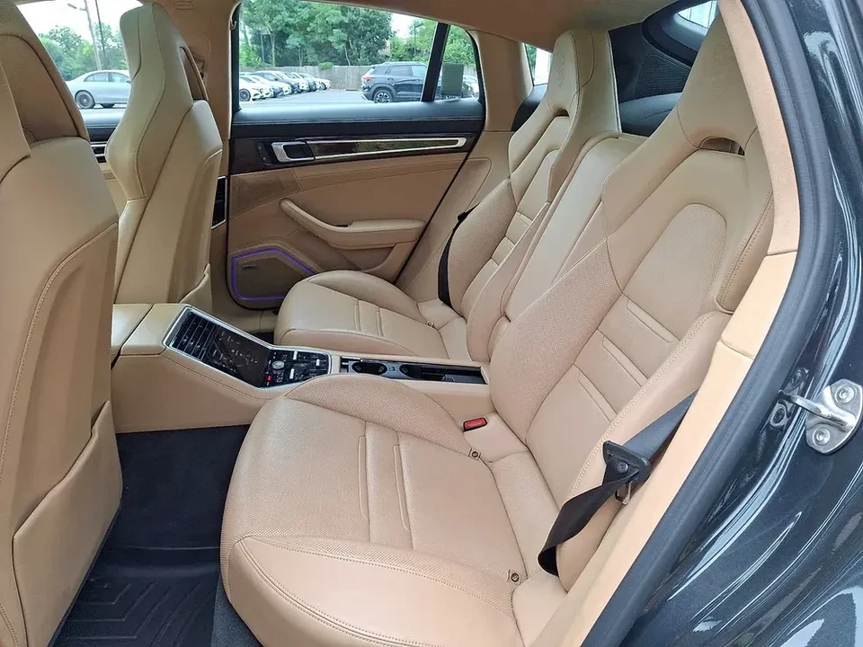 2022 Porsche 971 Panamera GTS - Image 7 of 11