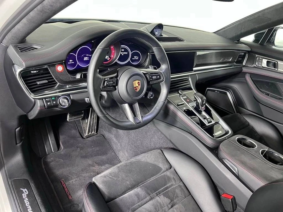 2022 Porsche 971 Panamera GTS - Image 4 of 5