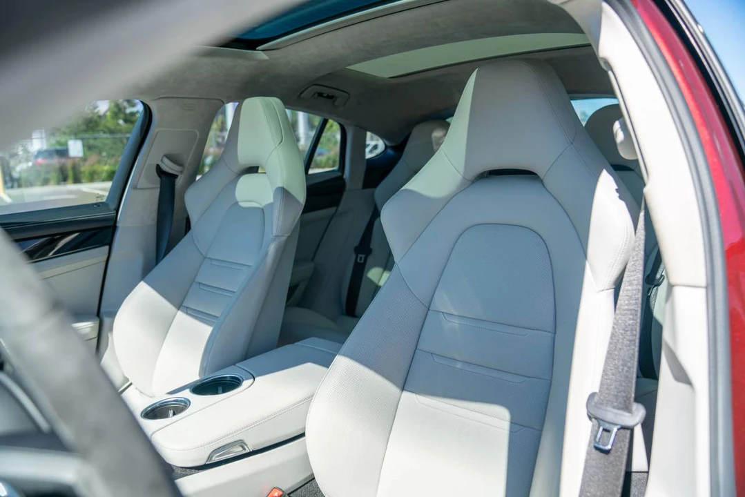 2022 Porsche 971 Panamera GTS - Image 5 of 5