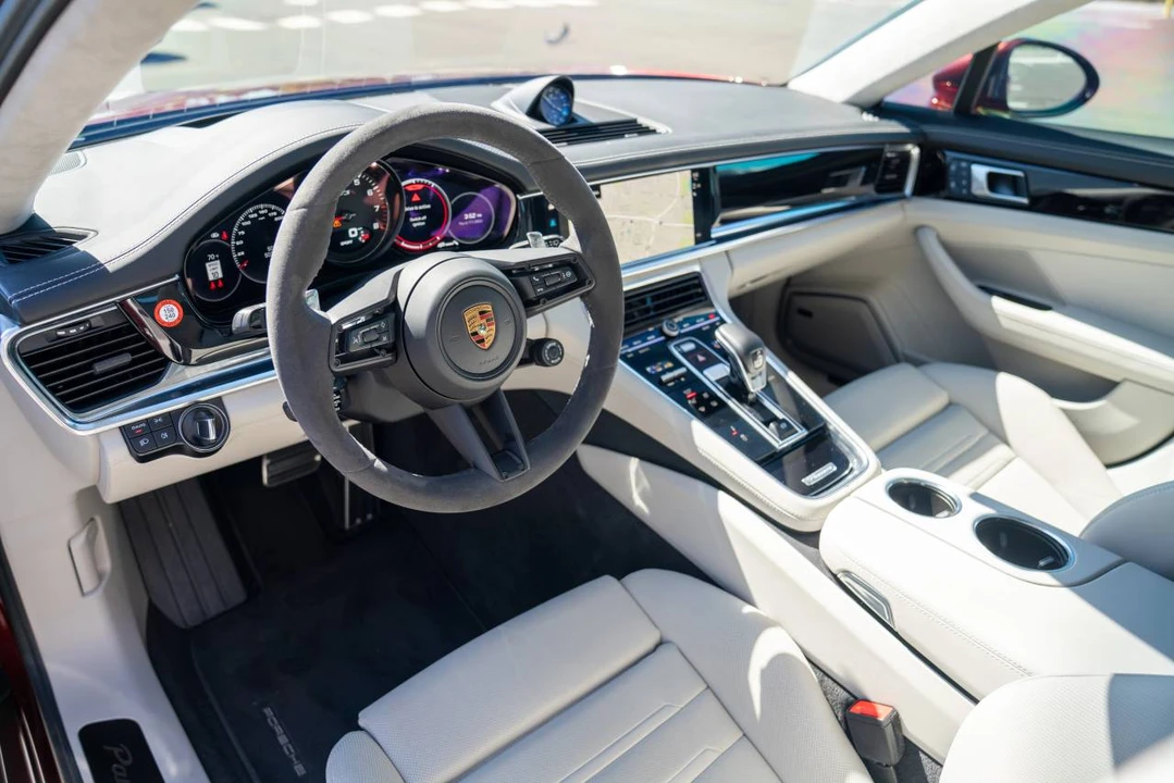 2022 Porsche 971 Panamera GTS - Image 4 of 5