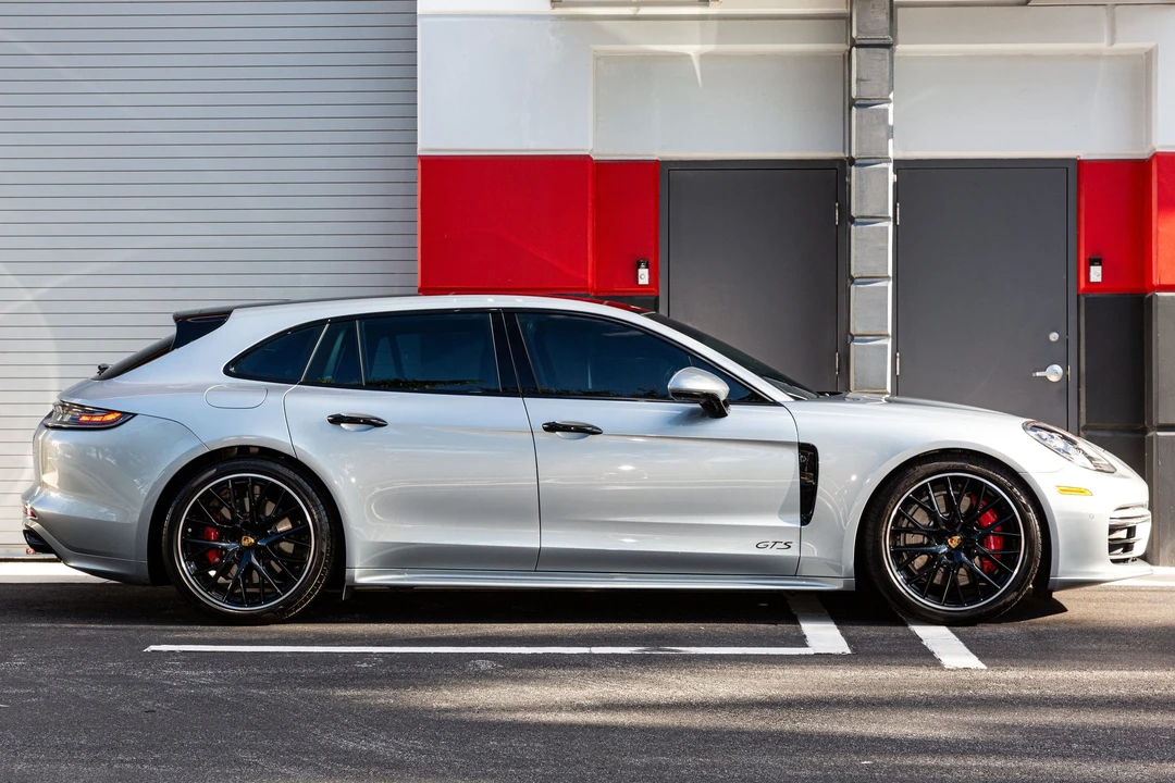 2022 Porsche 971 Panamera GTS - Image 6 of 27