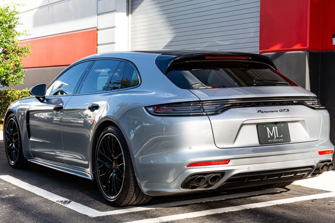2022 Porsche 971 Panamera GTS - Image 4 of 27