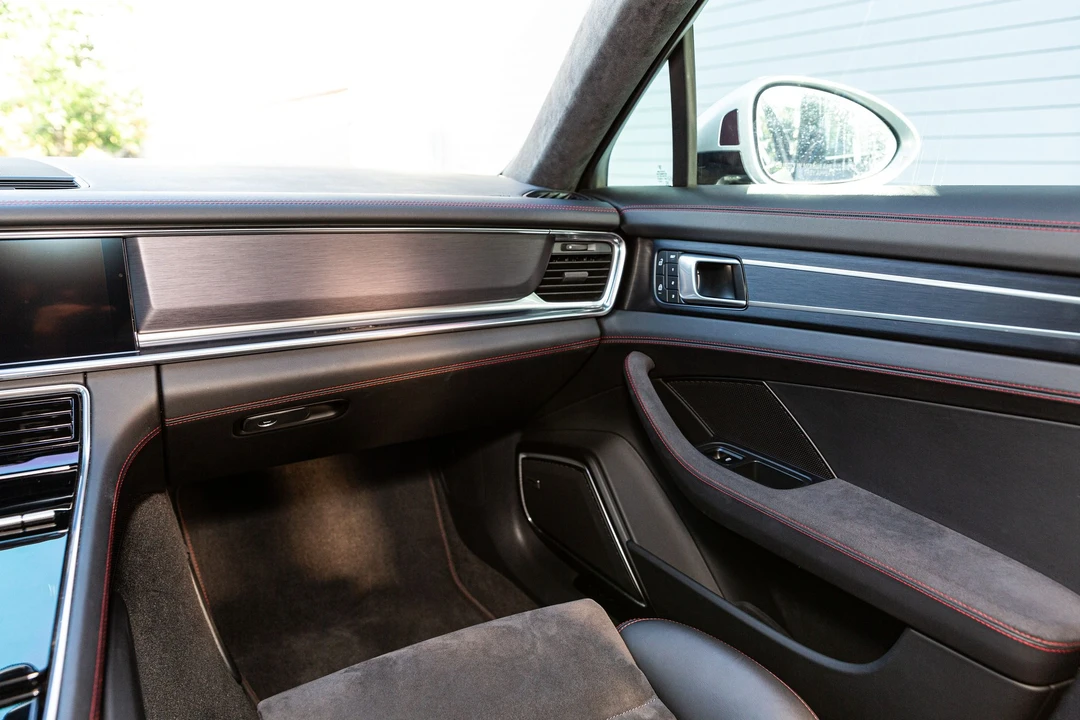 2022 Porsche 971 Panamera GTS - Image 12 of 27