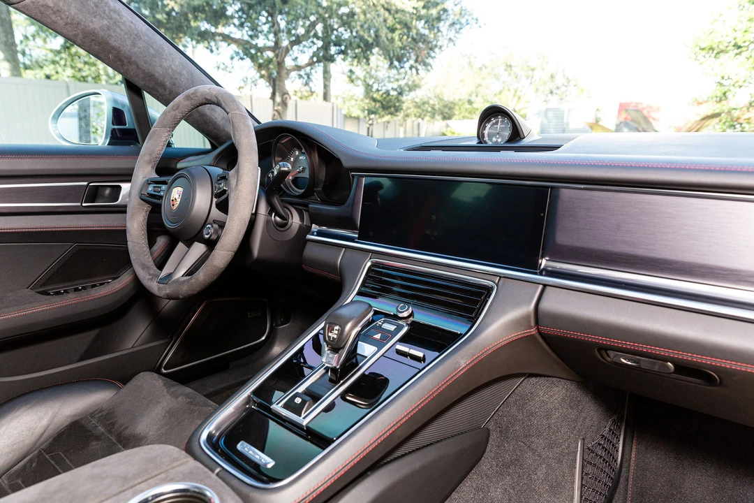2022 Porsche 971 Panamera GTS - Image 14 of 27