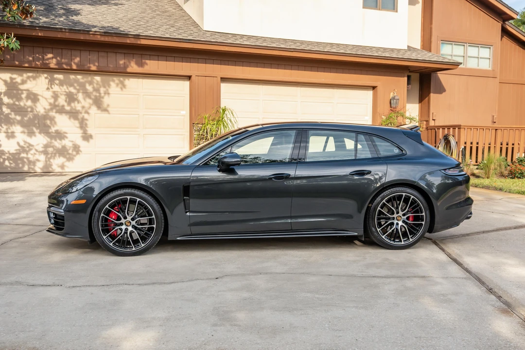2022 Porsche 971 Panamera GTS - Image 6 of 31