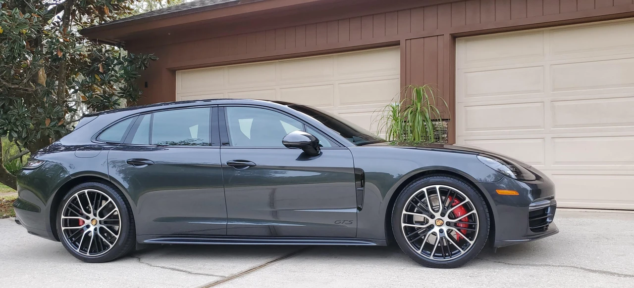 2022 Porsche 971 Panamera GTS - Image 18 of 31