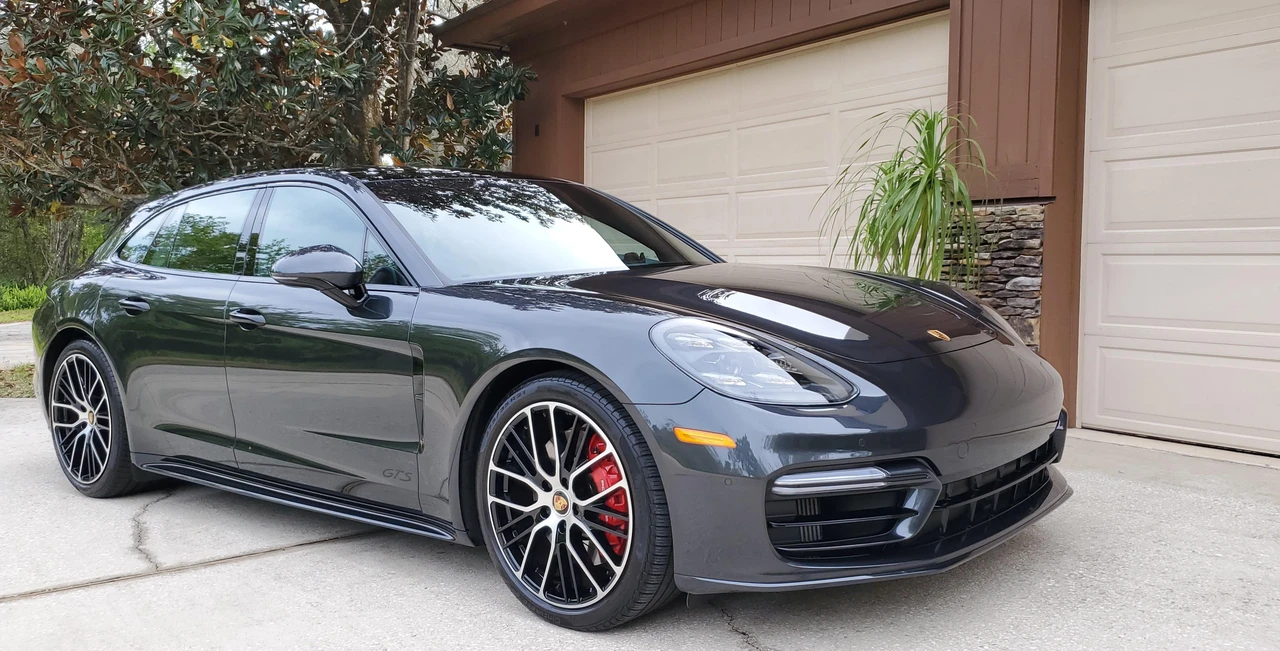 2022 Porsche 971 Panamera GTS - Image 19 of 31