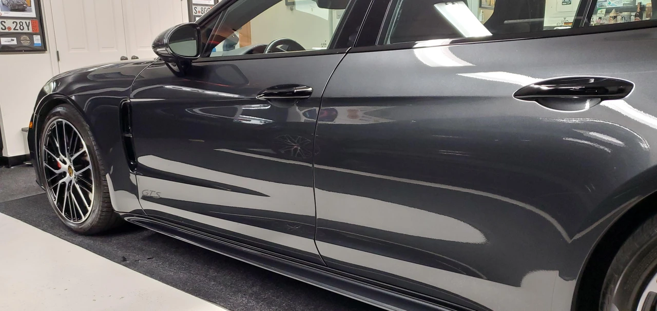 2022 Porsche 971 Panamera GTS - Image 26 of 31