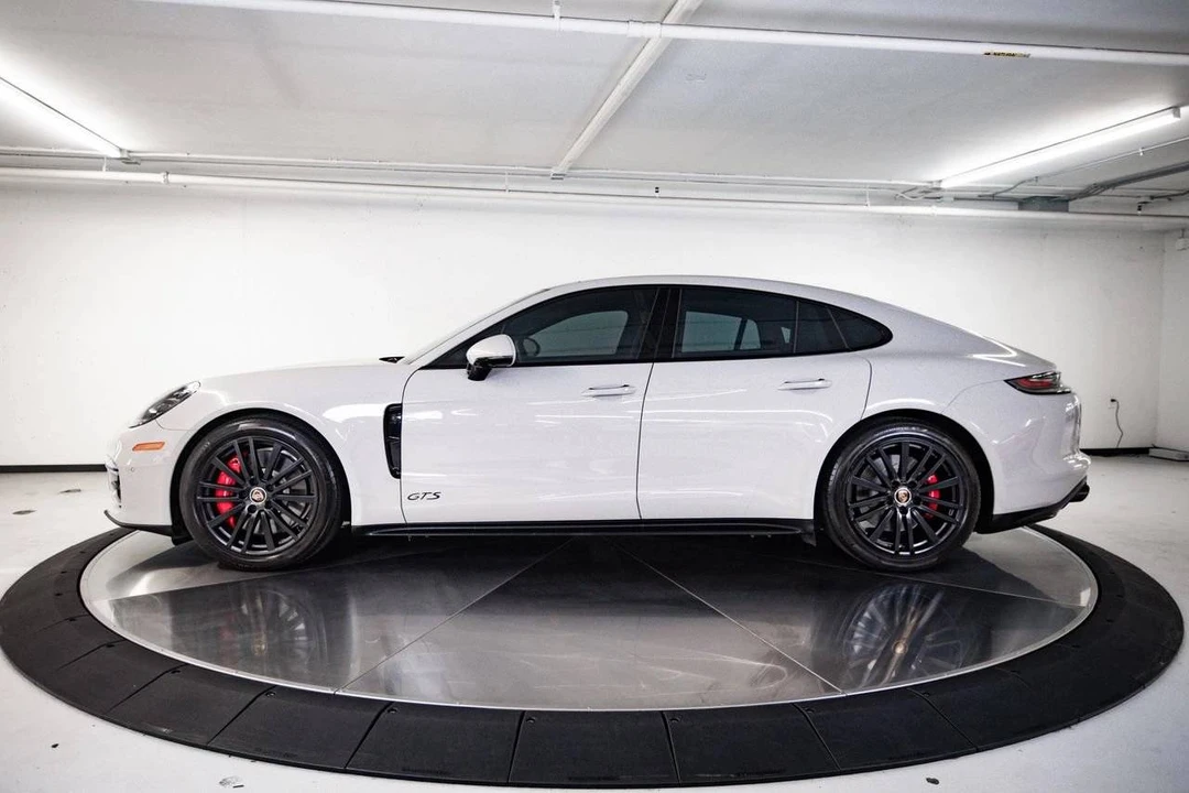 2022 Porsche 971 Panamera GTS - Image 2 of 4