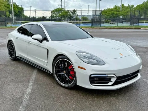 2022 Porsche Panamera GTS