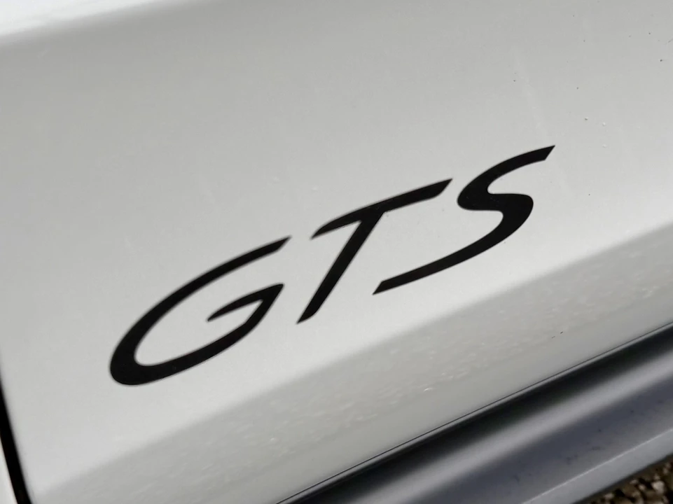 2022 Porsche 971 Panamera GTS - Image 12 of 31
