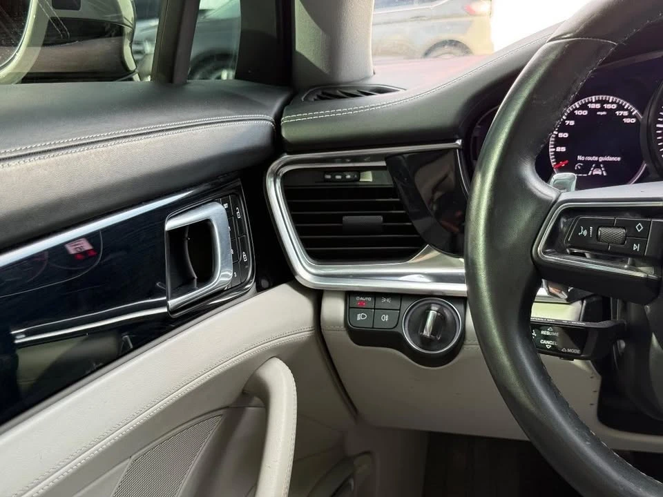 2022 Porsche 971 Panamera - Image 16 of 19