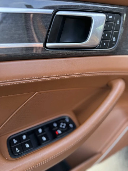 2022 Porsche 971 Panamera - Image 24 of 31