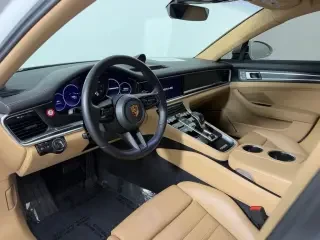 2022 Porsche 976 Panamera - Image 4 of 4