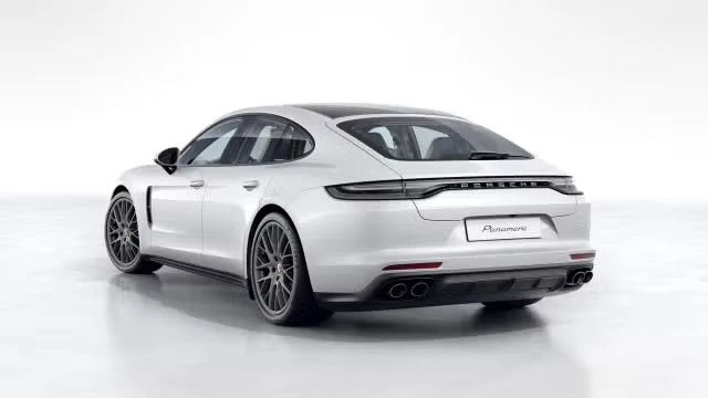 2022 Porsche 971 Panamera - Image 18 of 30