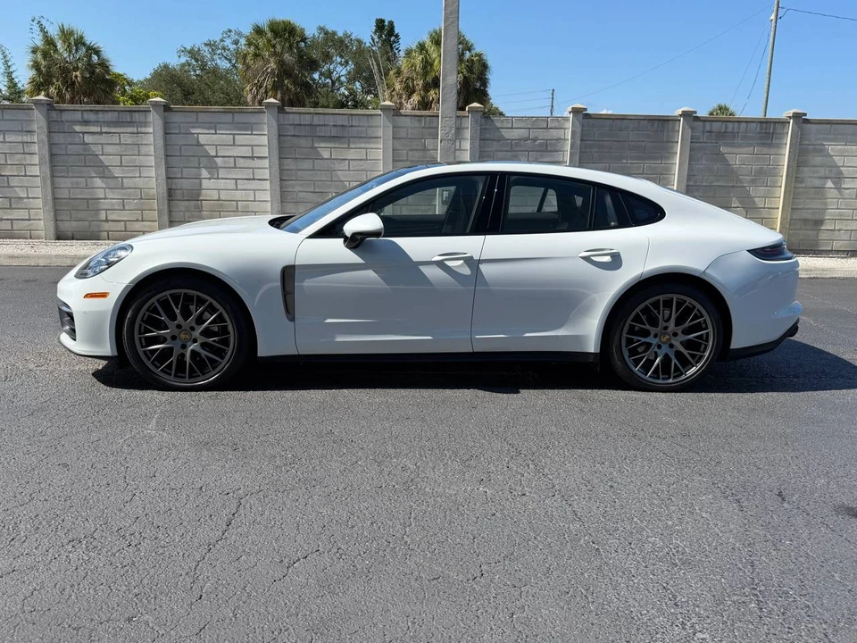 2022 Porsche 971 Panamera - Image 2 of 5