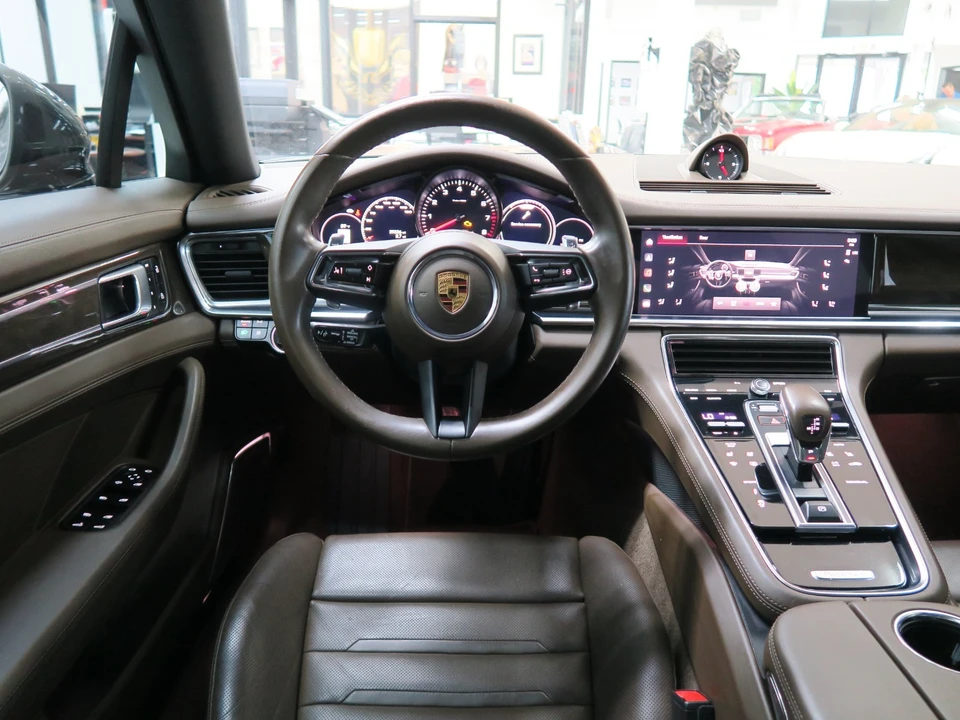 2022 Porsche 971 Panamera - Image 13 of 30