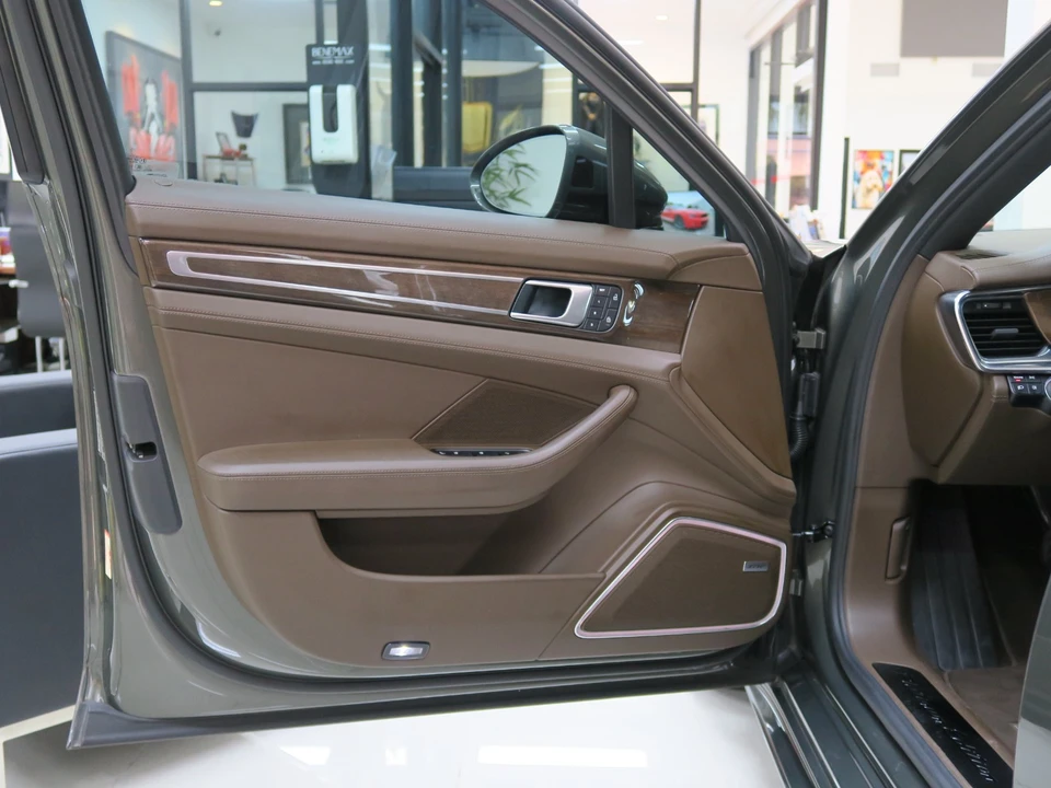 2022 Porsche 971 Panamera - Image 9 of 30